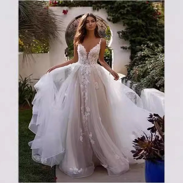 New Elegant Light Wedding Dress V-Neck Sleeveless Backless Spaghetti Strap Evening Party Bridal Dress