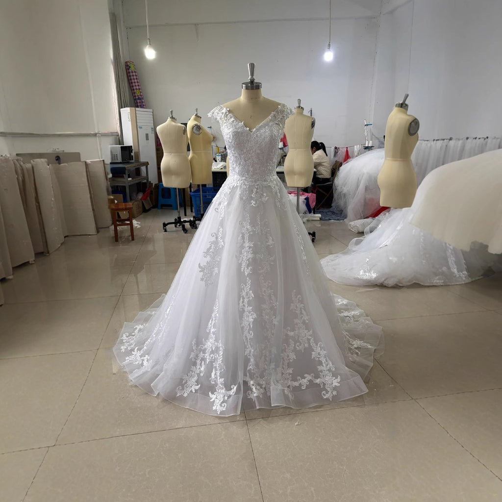 Elegant Simple Wedding Dress V-Neck Backless Sleeveless Lace-up Bridal Dress