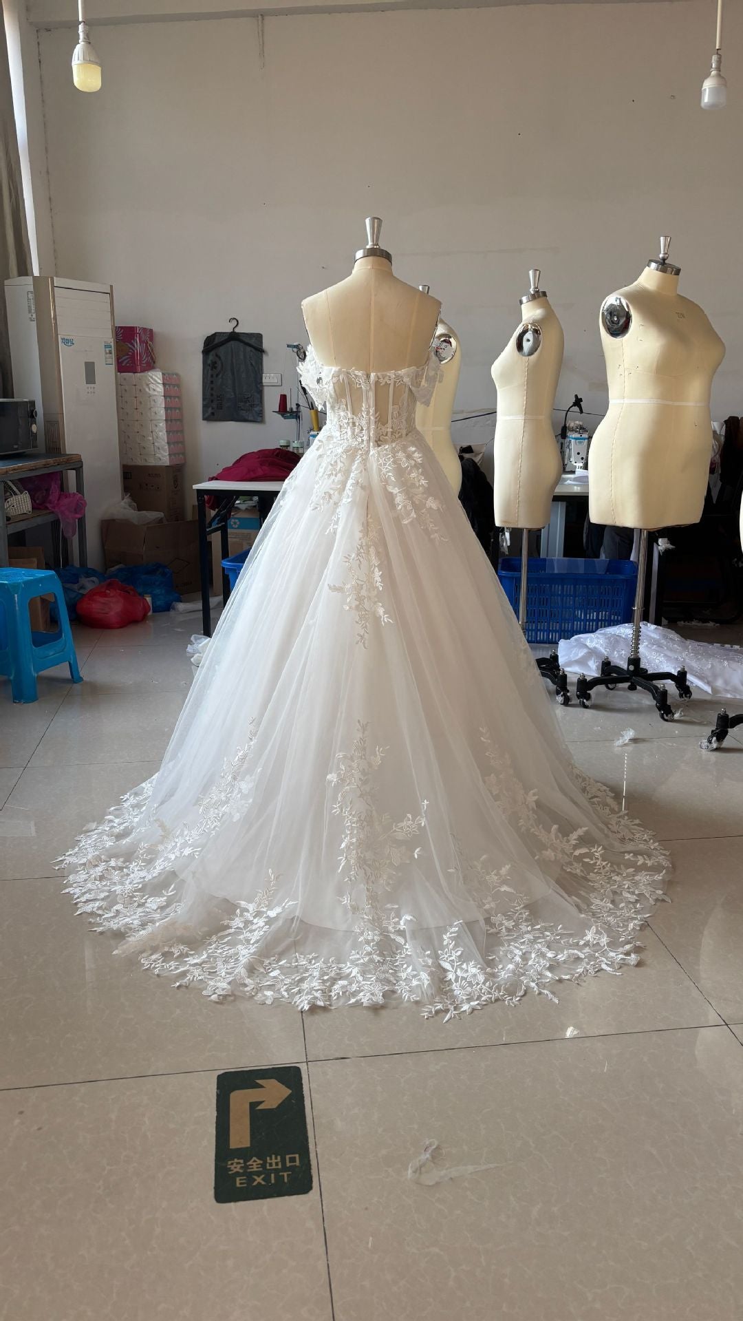 French High-end Forest-themed Wedding Dress 2026 New Style off Shoulder Sleeveless Backless Bridal Welcome Dress