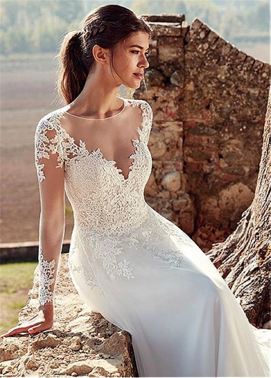 Hot-Selling Lace Appliques Main Wedding Dress Deep V-Neck Long Sleeve Elegant Bridal Dress