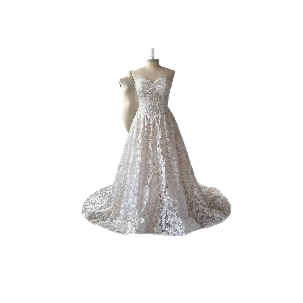 New Strapless Light Wedding Dress High End Backless Sleeveless Sweep Lace Bridal Gown